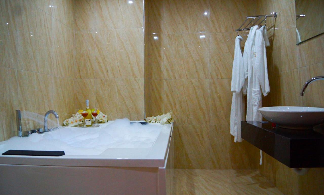 City Hotel Prizren Exterior photo