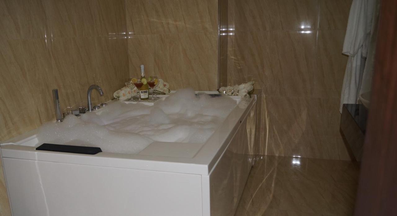 City Hotel Prizren Exterior photo