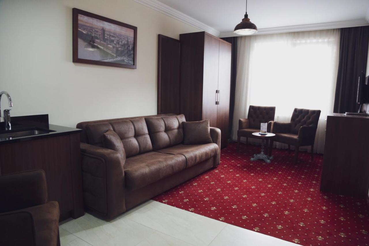 City Hotel Prizren Exterior photo